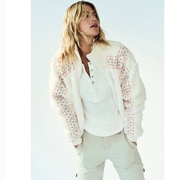 Free People Jackets & Blazers - Free People Movement Snowy Peaks Embroidered Fleece Jacket
